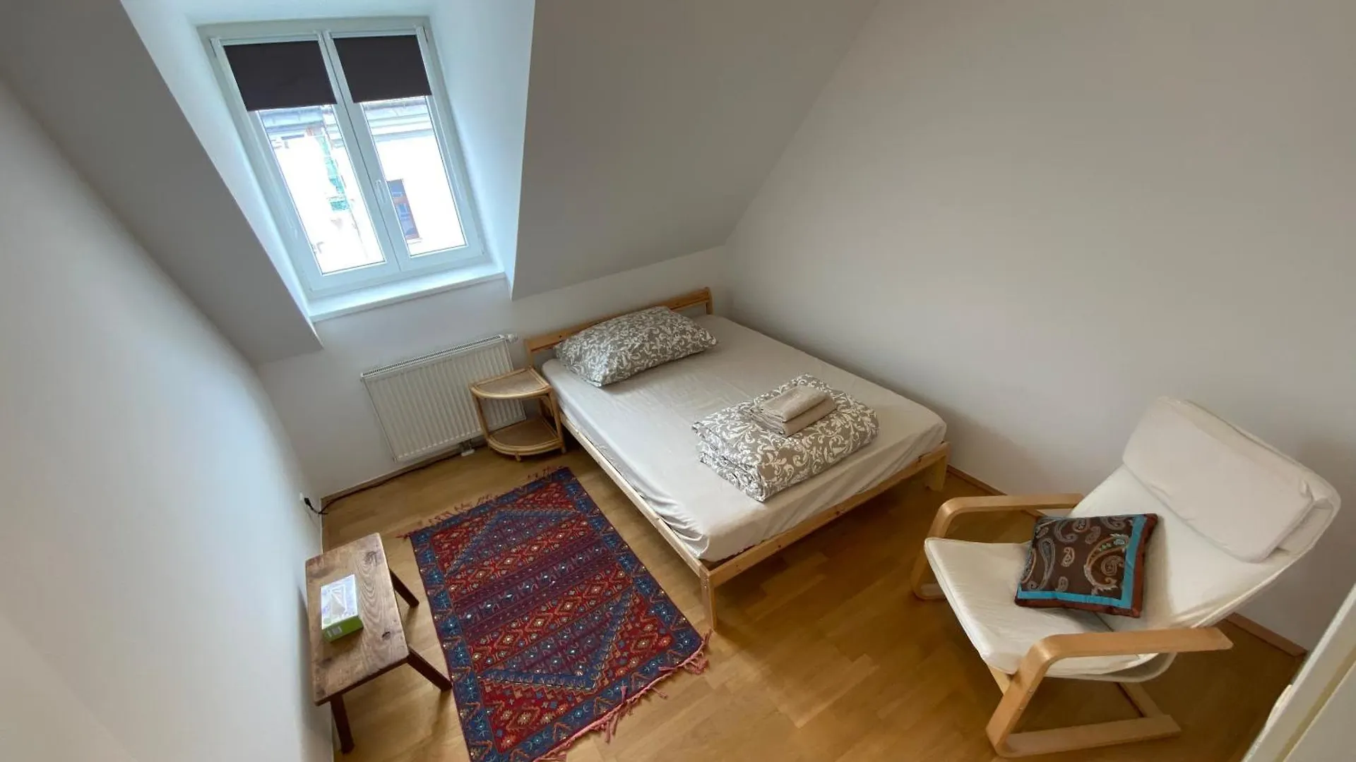 Ferienwohnung Luxury Penthouse Near Metro, Train Station And 15 Mins Center Wien Apartment